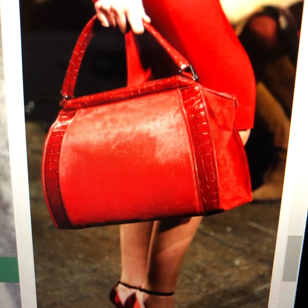 Meet your Posher, Velma